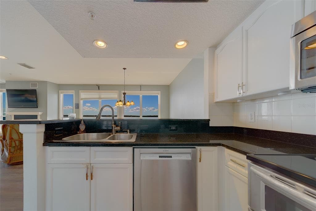 138 BRENT CIRCLE 4