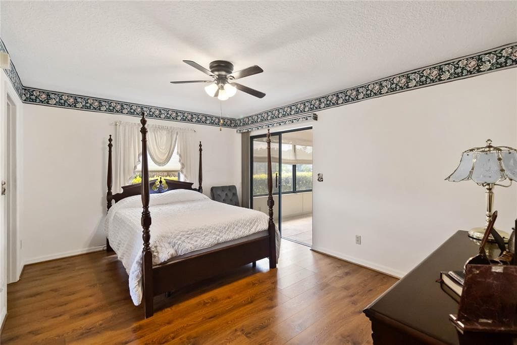 9835 LAKESHORE DRIVE photo 23