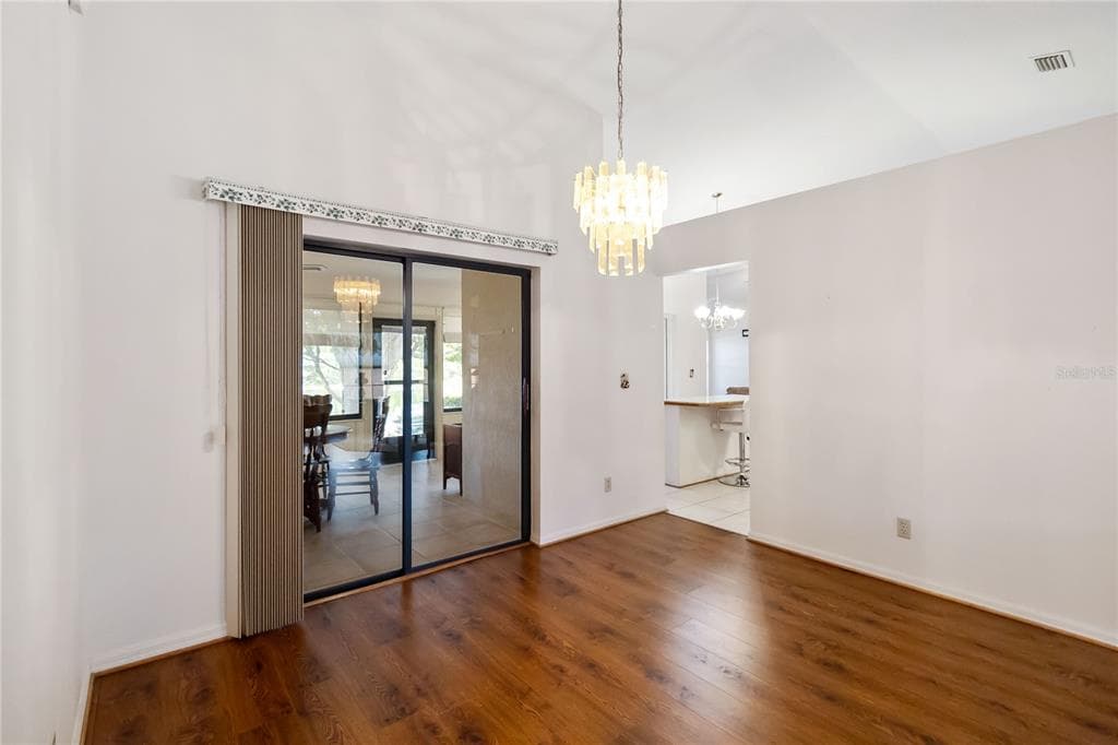 9835 LAKESHORE DRIVE photo 17