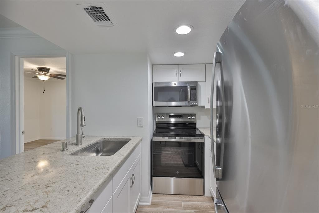 4736 JASPER DR 103 photo 13