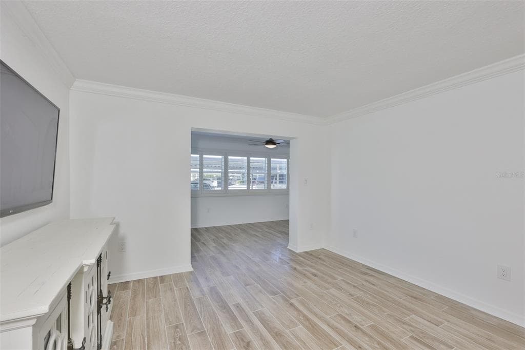 4736 JASPER DR 103 photo 17