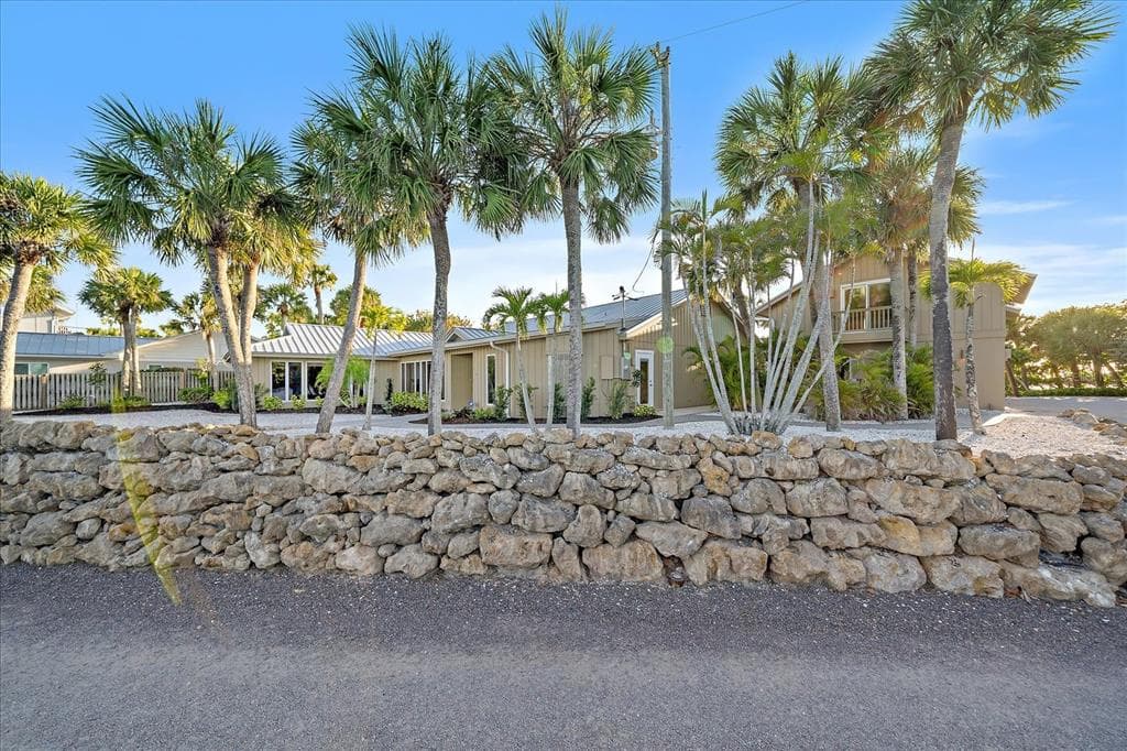 756 N MANASOTA KEY ROAD photo 12