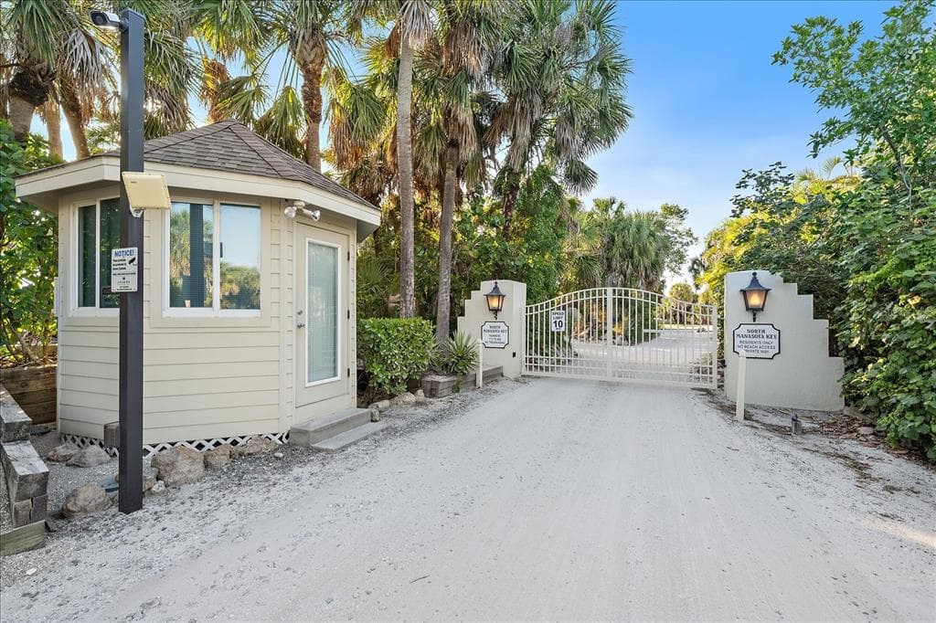 756 N MANASOTA KEY ROAD photo 11