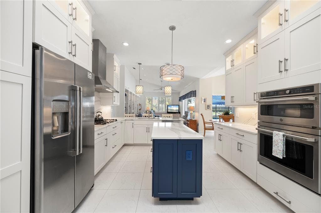 5018 CAPTIVA COURT photo 10