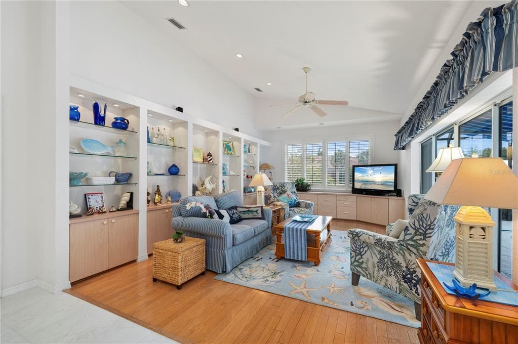 5018 CAPTIVA COURT photo 18