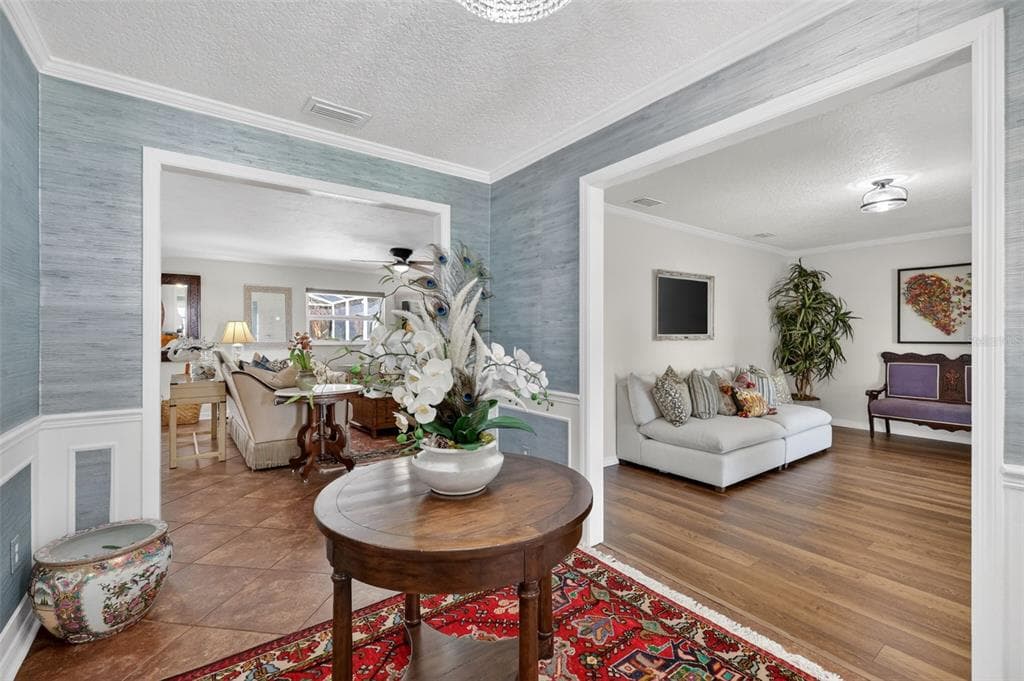 1735 LAKESHORE DRIVE photo 15