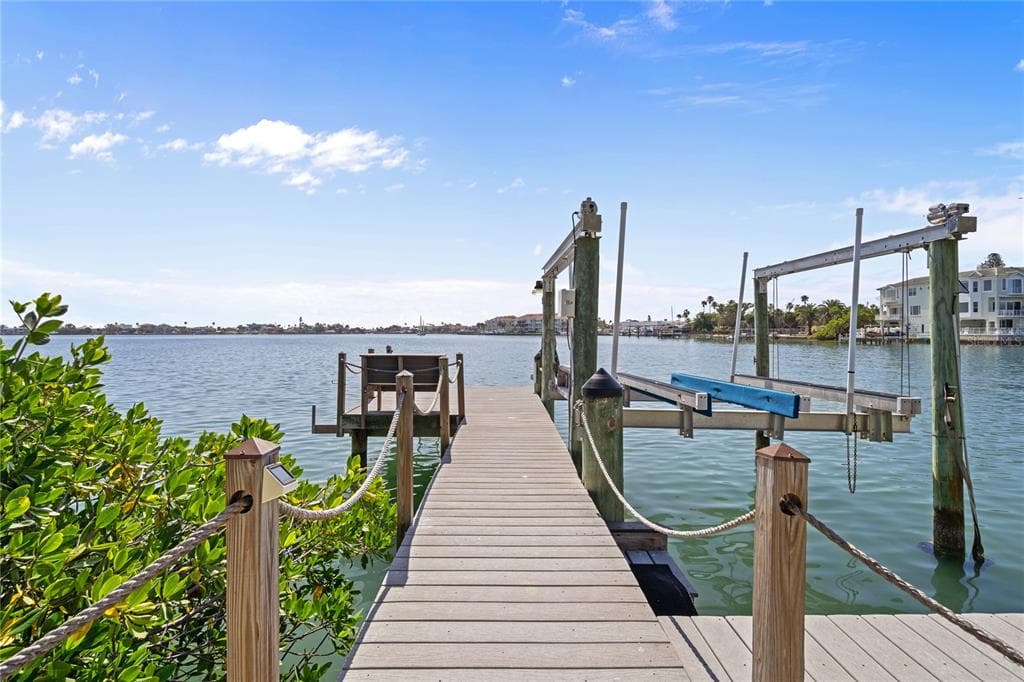 151 PUNTA VISTA DRIVE photo 8