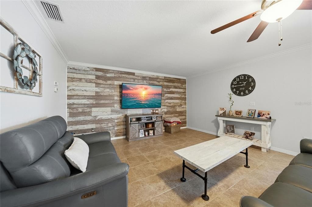 4053 PINSTAR TERRACE photo 7