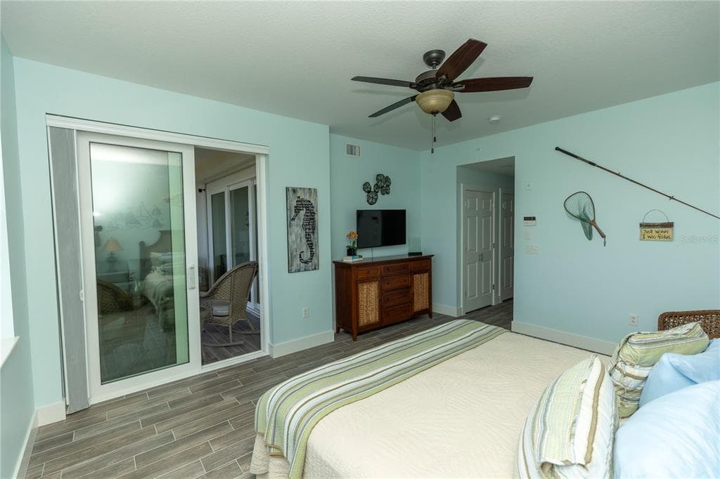 9203 GRIGGS ROAD D302 photo 22
