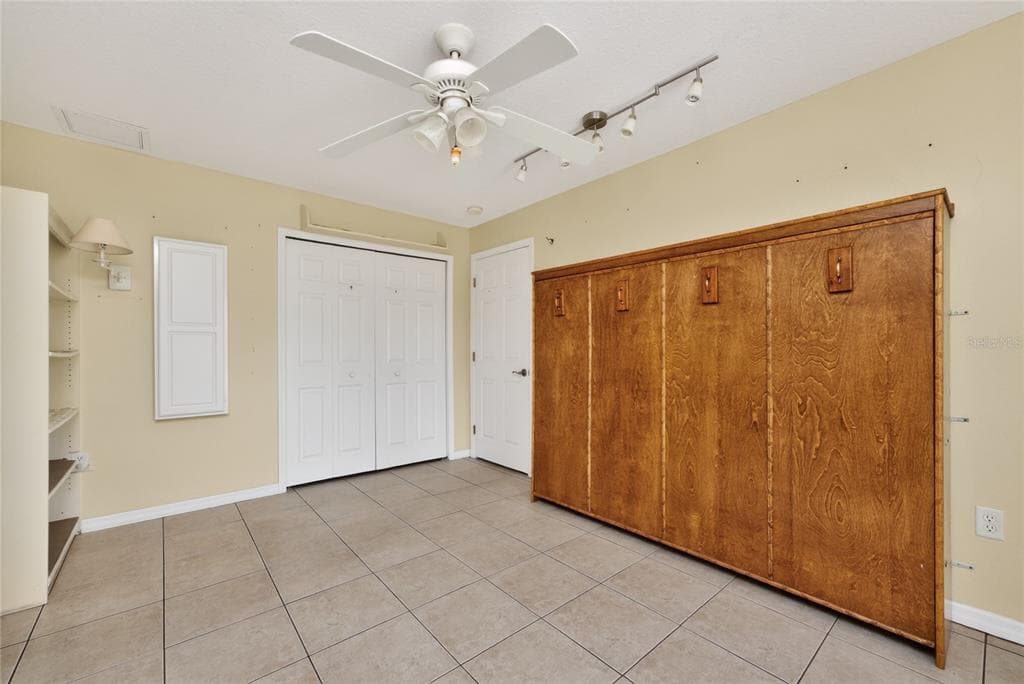 7110 SAN CASA DRIVE photo 18