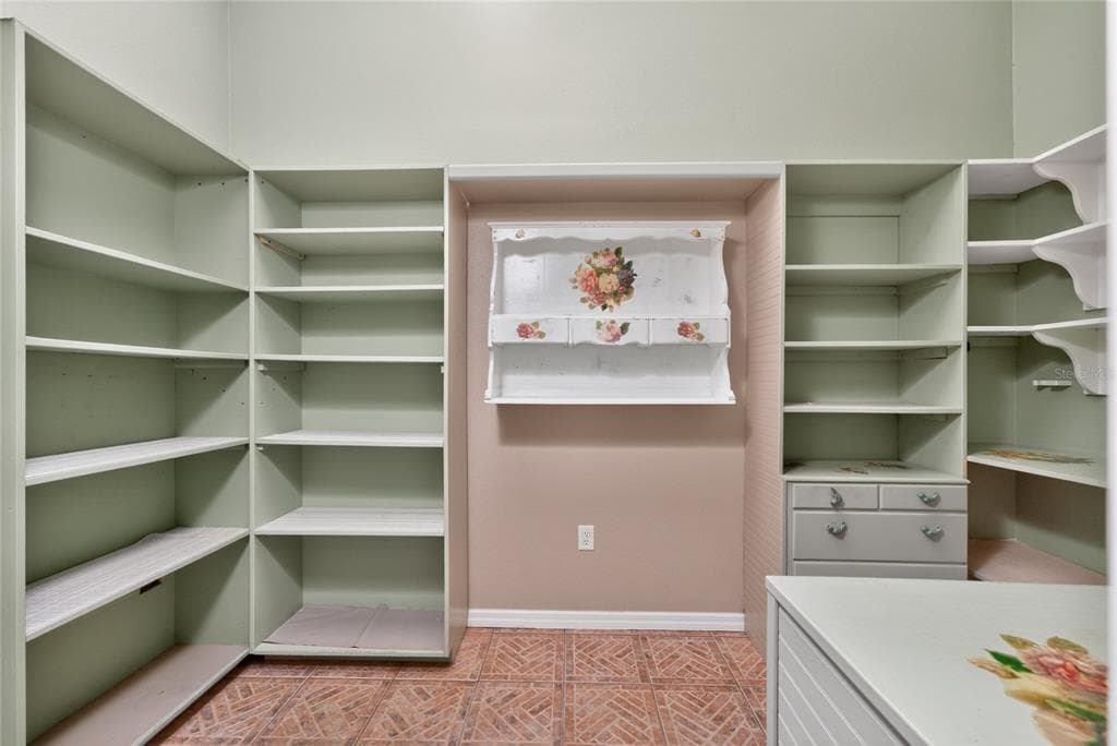 7110 SAN CASA DRIVE photo 21