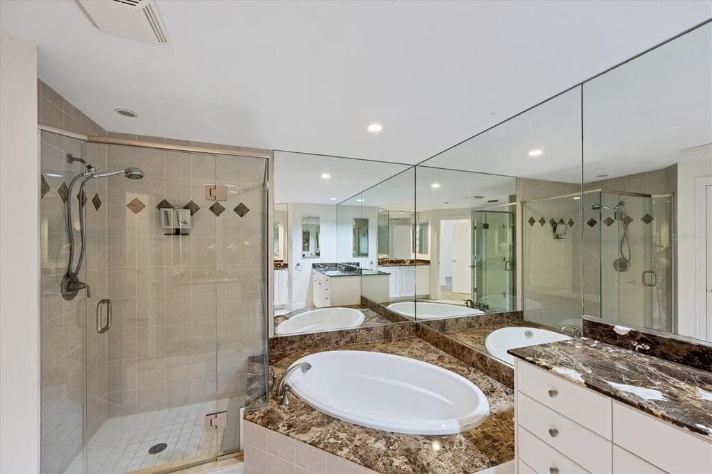 14041 BELLAGIO WAY 214 photo 25