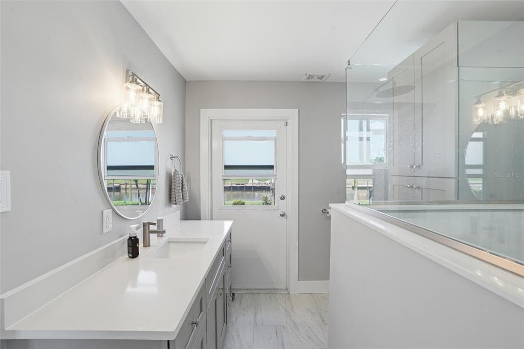 300 DELIDO COURT photo 18