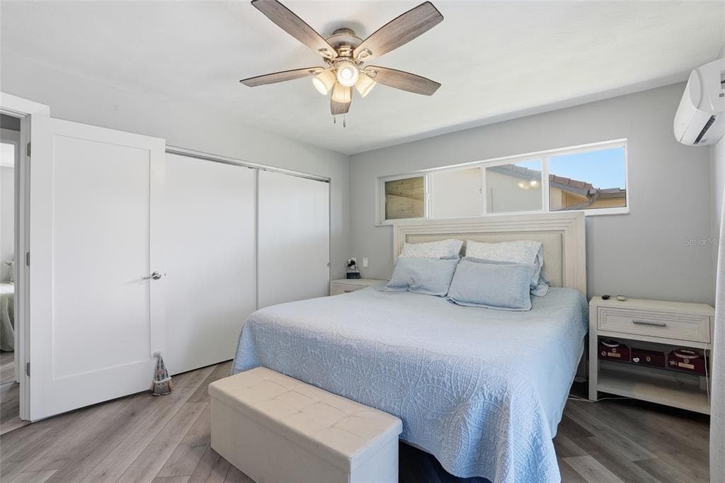 300 DELIDO COURT photo 15