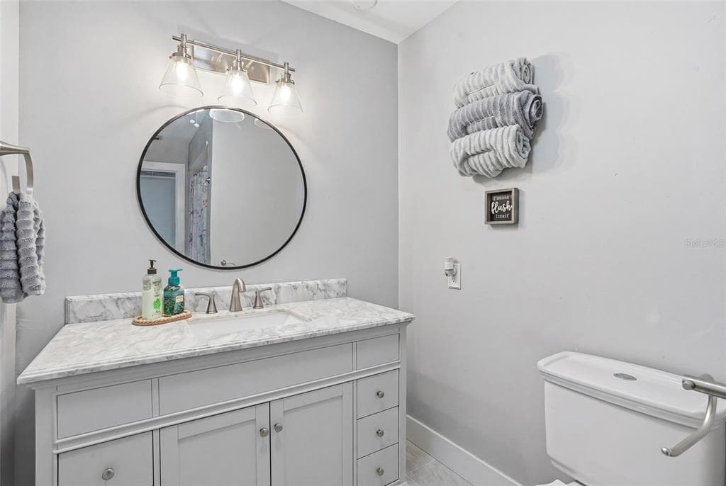 300 DELIDO COURT photo 21