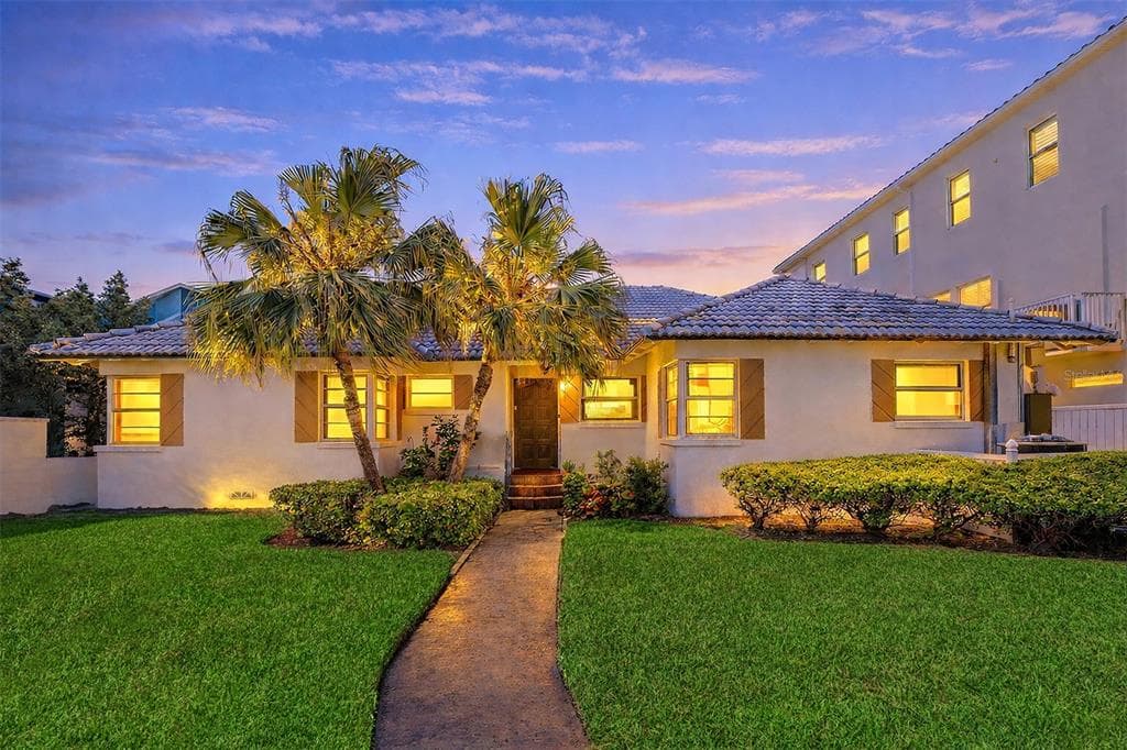 18206 SUNSET BOULEVARD photo 5