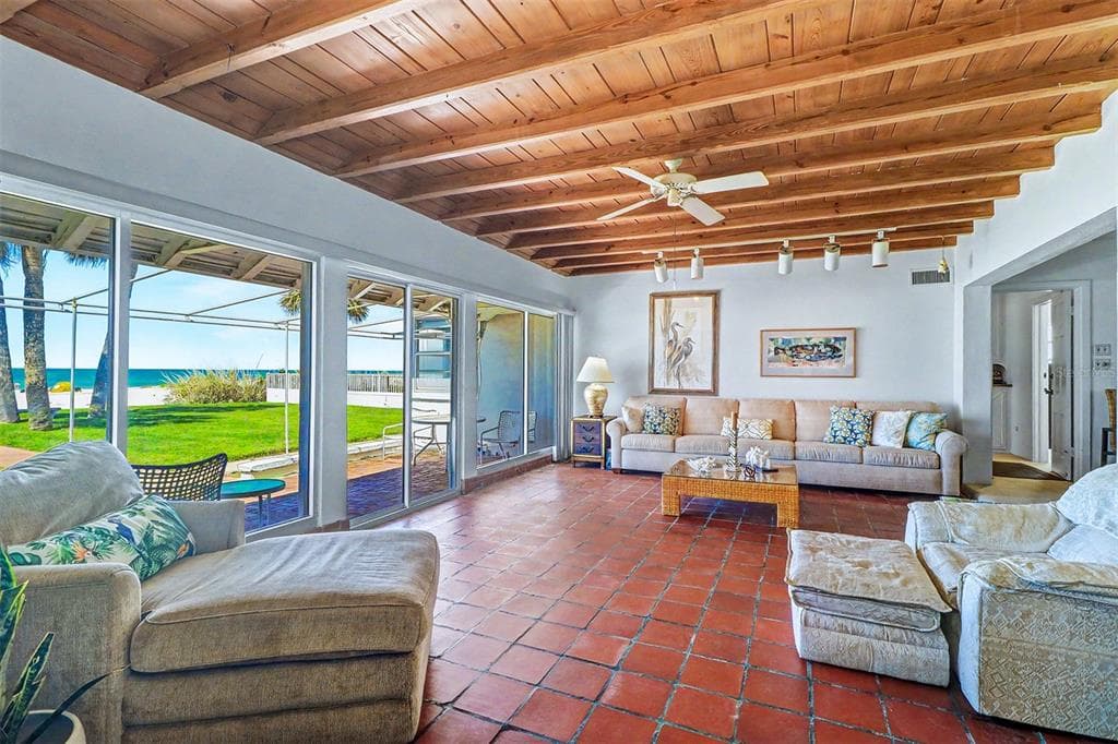18206 SUNSET BOULEVARD photo 15