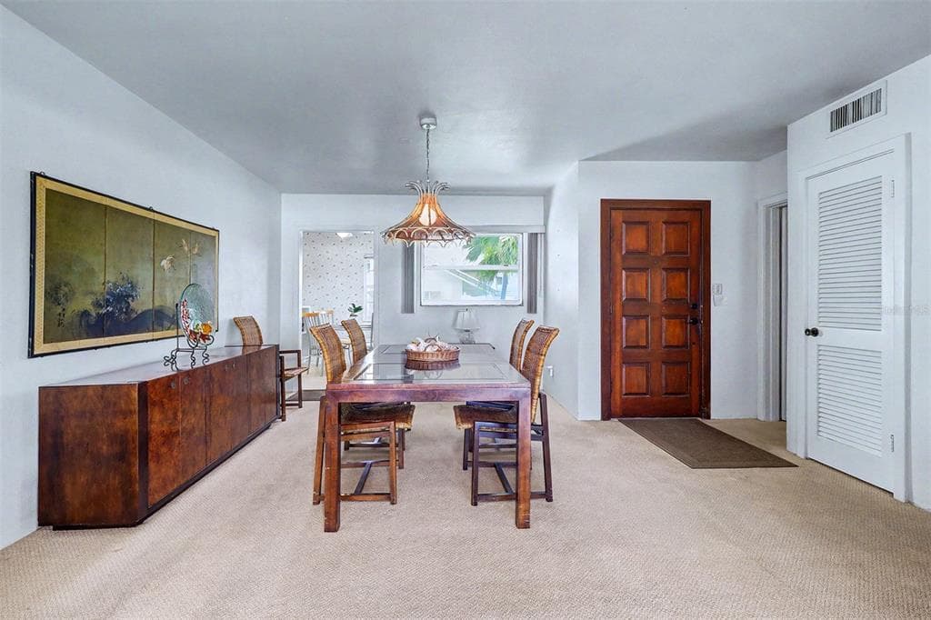 18206 SUNSET BOULEVARD photo 21