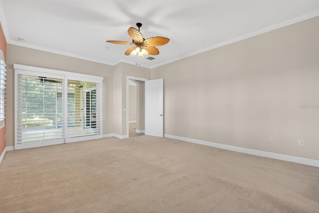 40 CASA BELLA CIRCLE 1101 photo 21