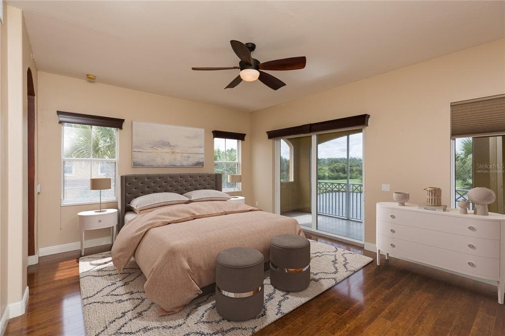 40 CASA BELLA CIRCLE 1102 photo 25