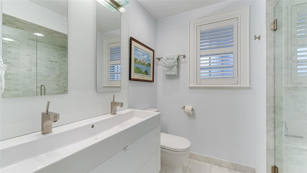51 MACEWEN DRIVE 5 photo 20