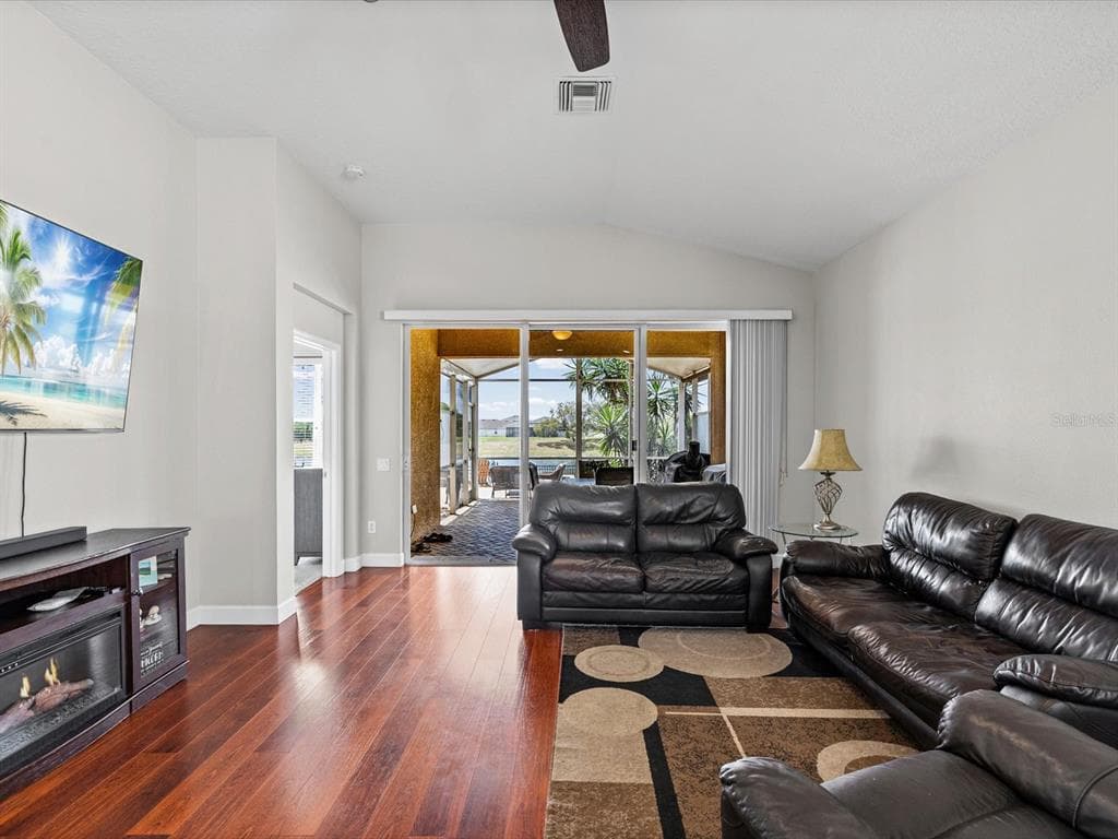 13744 TRULL WAY photo 5