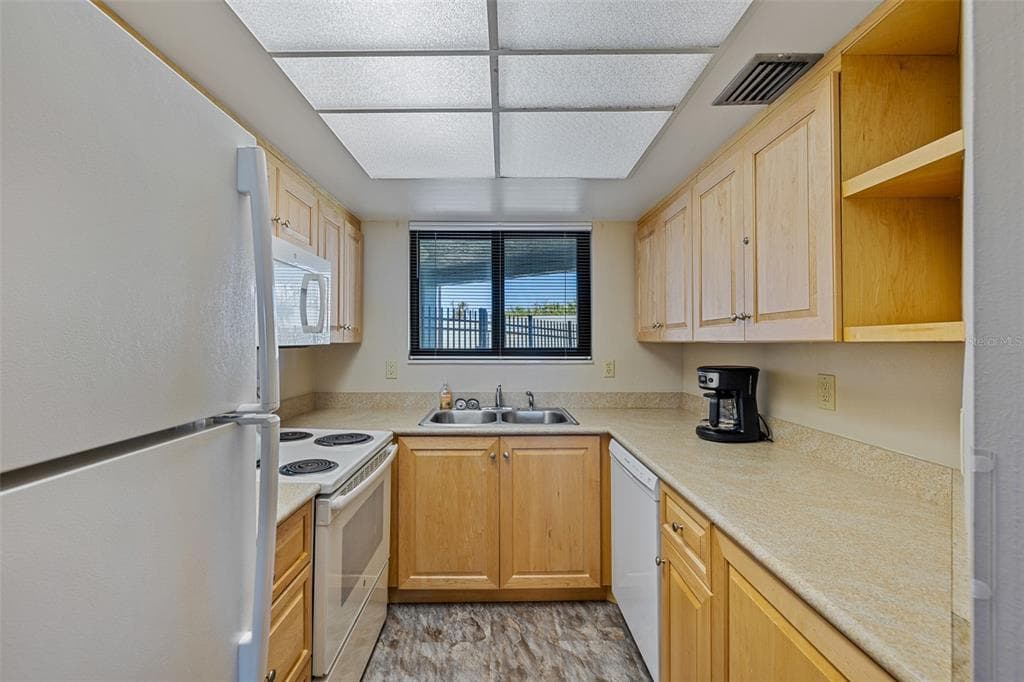 3405 S ATLANTIC AVENUE 101 photo 9