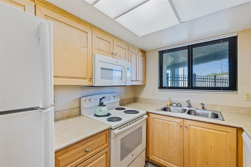 3405 S ATLANTIC AVENUE 101 photo 11