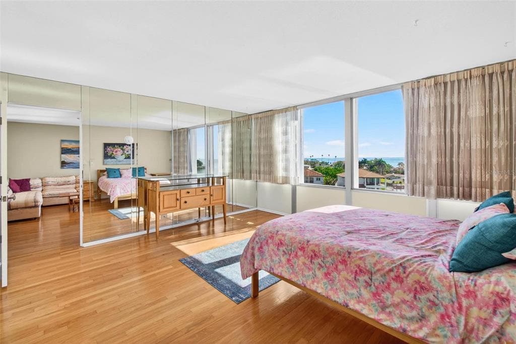 1365 SNELL ISLE BOULEVARD NE 6A photo 20