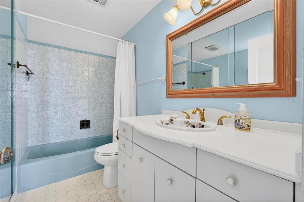 1365 SNELL ISLE BOULEVARD NE 6A photo 21
