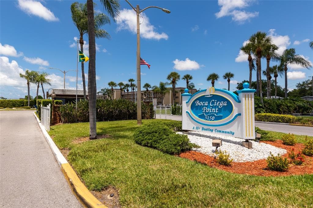 1 S BOCA CIEGA POINT BOULEVARD 204 photo 3