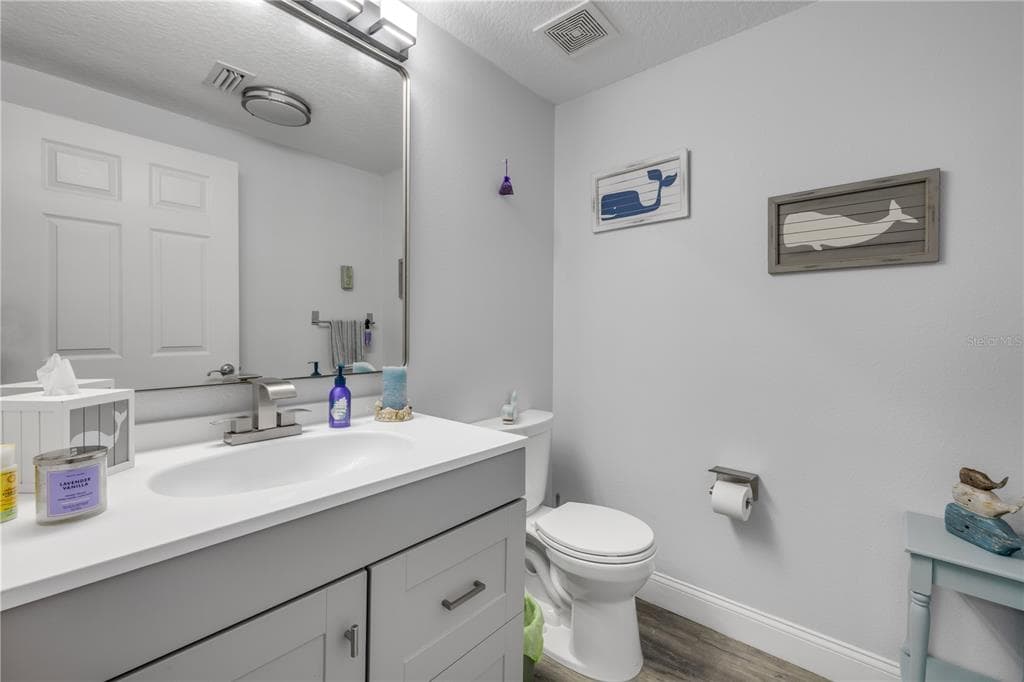 60 SURFVIEW DRIVE 510 photo 24