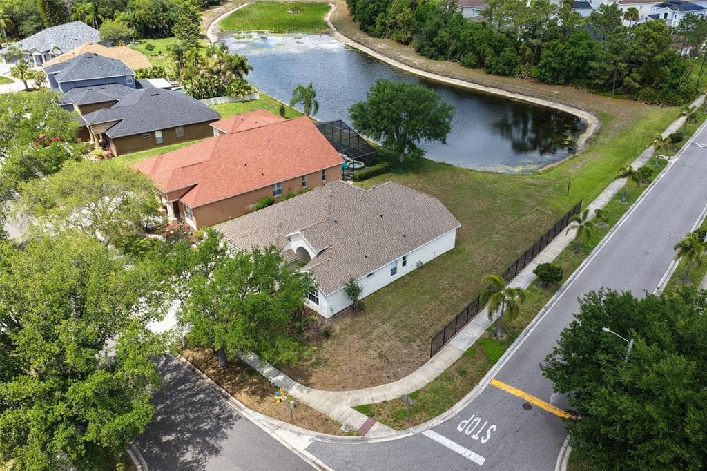 9103 PINEBREEZE DRIVE photo 3