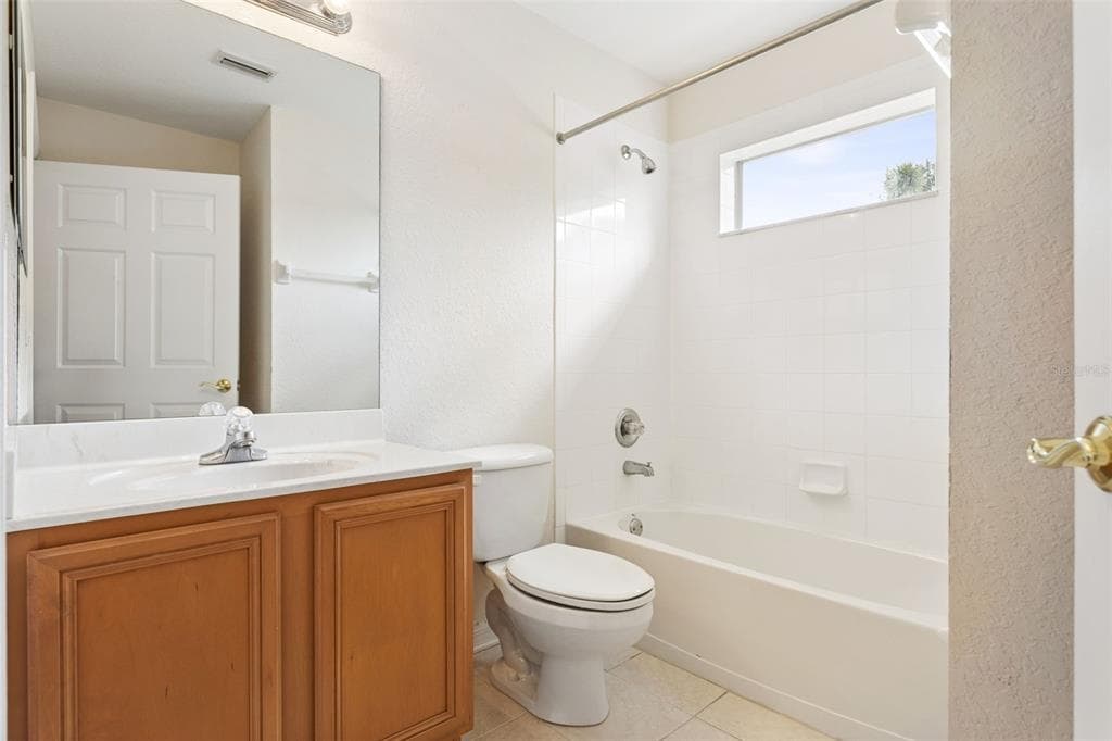 9103 PINEBREEZE DRIVE photo 14