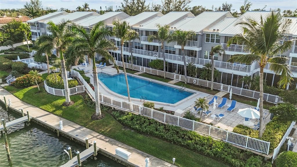 615 DREAM ISLAND PLACE 105 photo 1