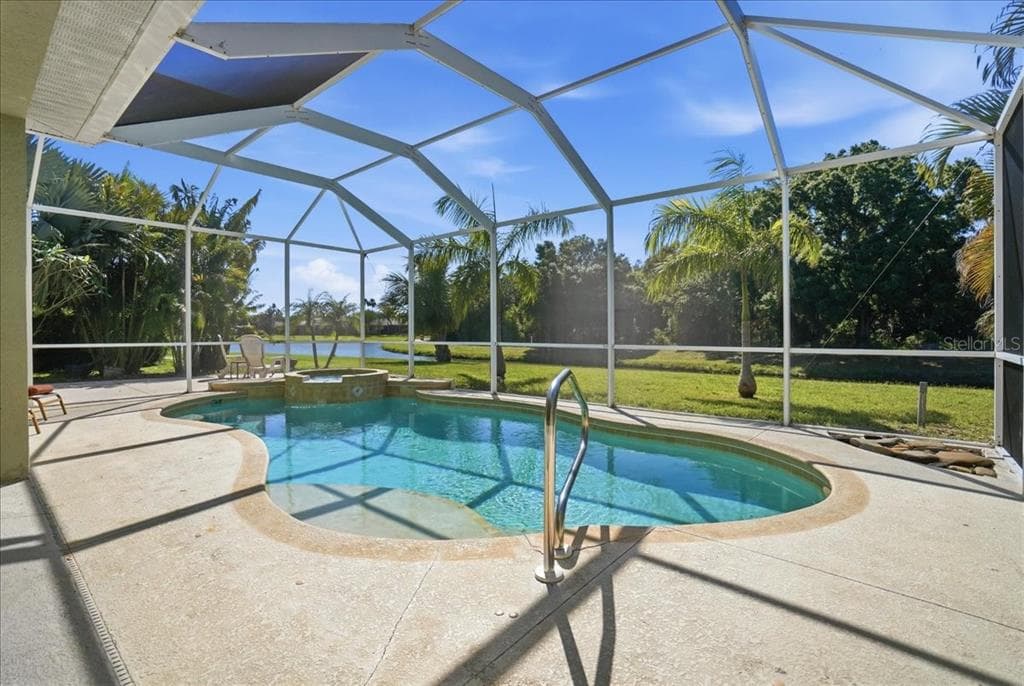 5809 LEXINGTON DRIVE photo 3