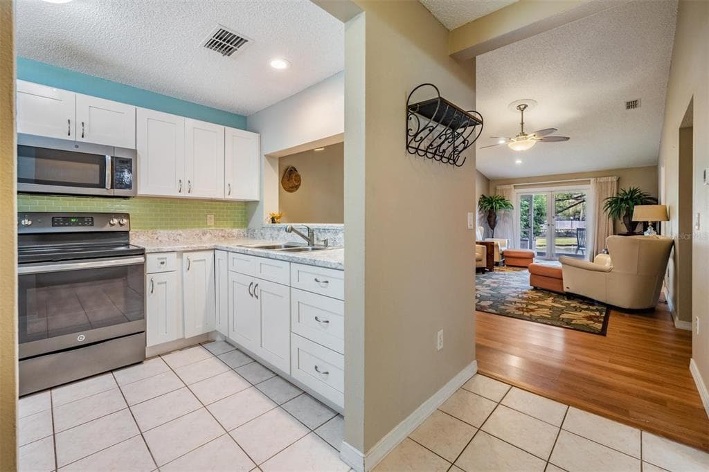 52 BRIGTON COURT photo 6