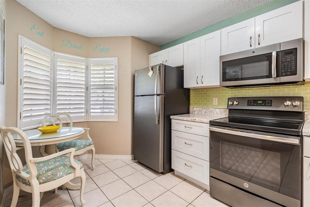 52 BRIGTON COURT photo 22