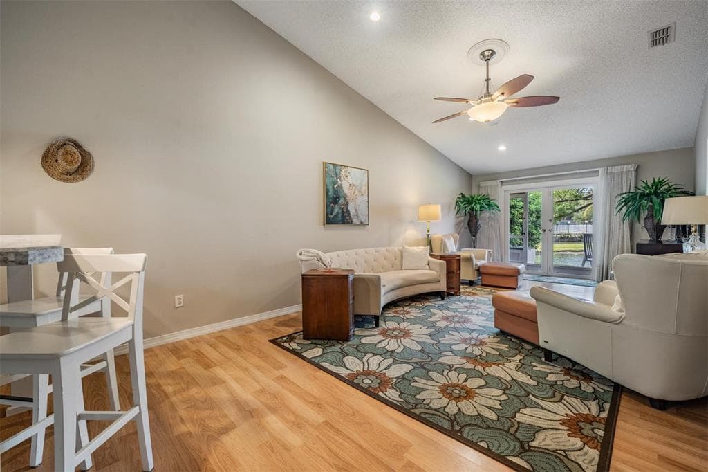 52 BRIGTON COURT photo 7