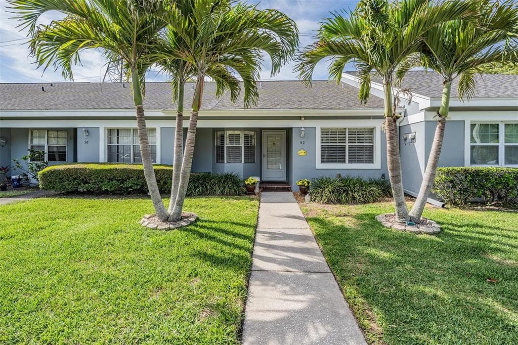 52 BRIGTON COURT photo 1