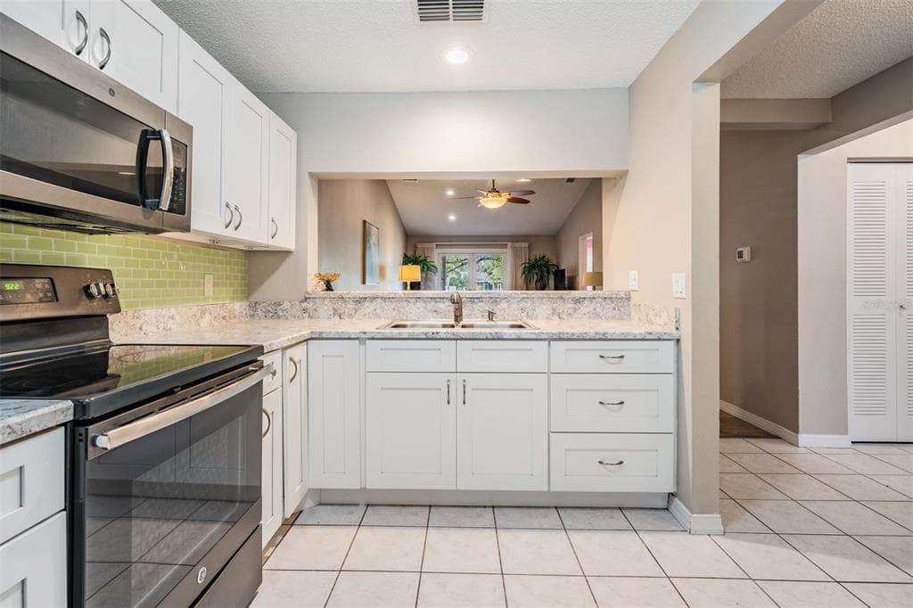 52 BRIGTON COURT photo 20