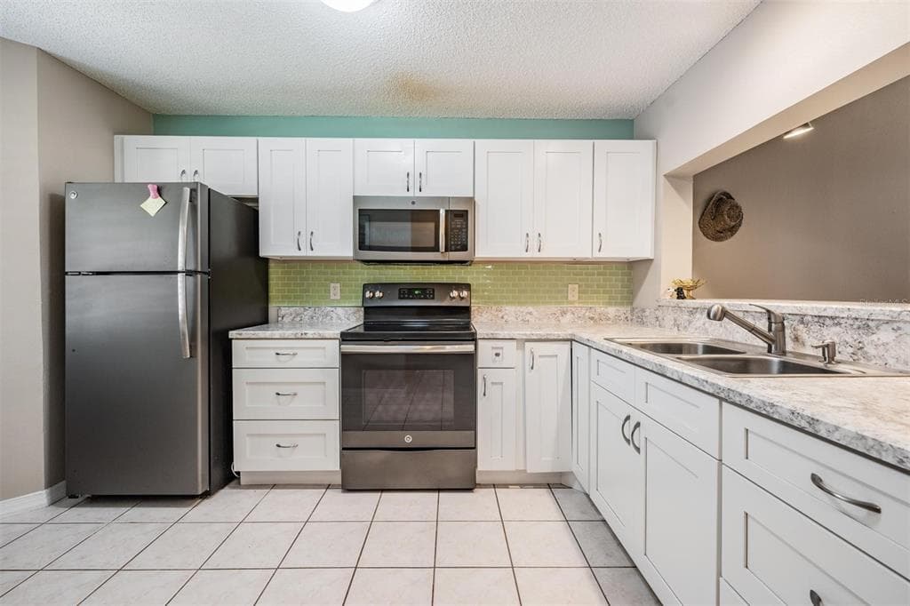 52 BRIGTON COURT photo 18