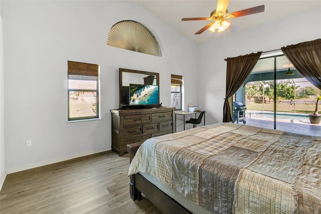 4329 ANDRES STREET photo 13