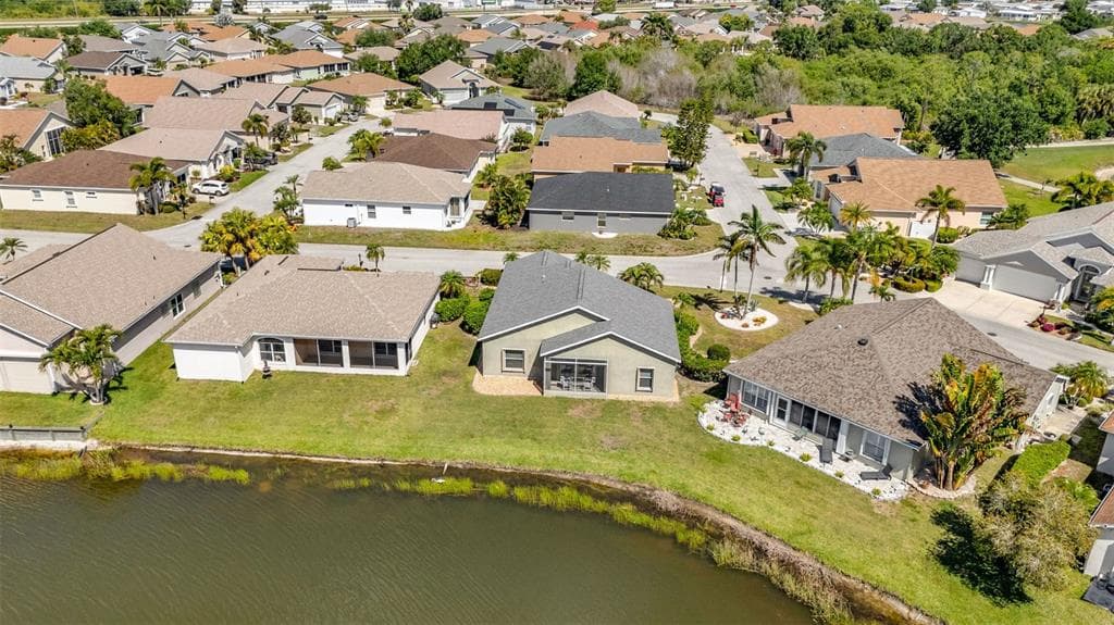 24229 WESTGATE BOULEVARD photo 17