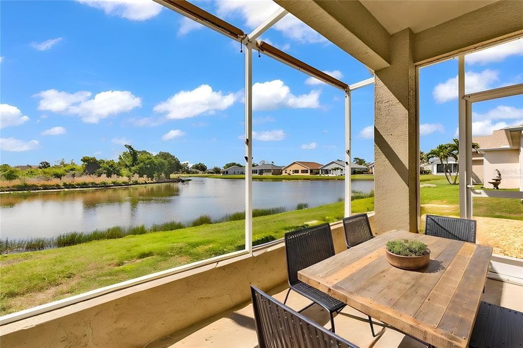 24229 WESTGATE BOULEVARD photo 10