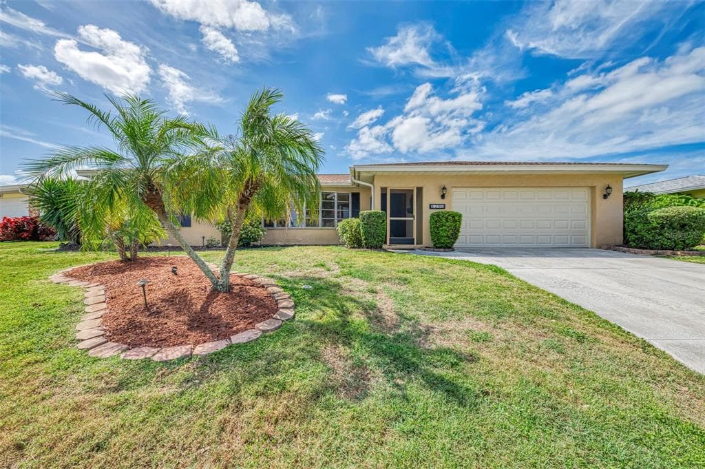 1290 LAKESIDE DRIVE photo 2