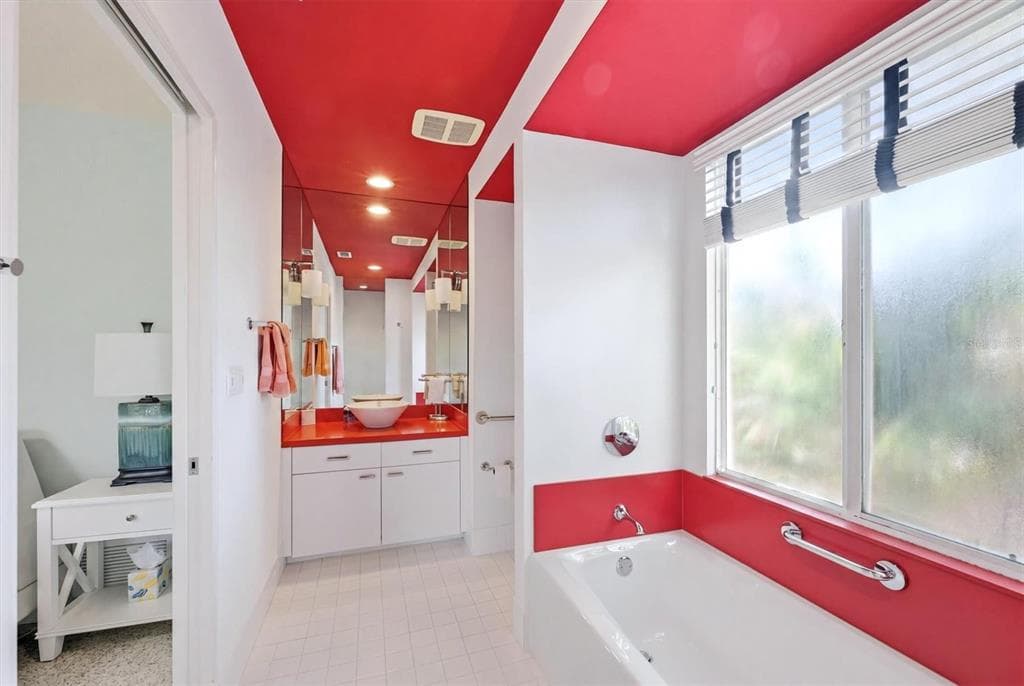 2940 BOUGAINVILLEA STREET photo 14