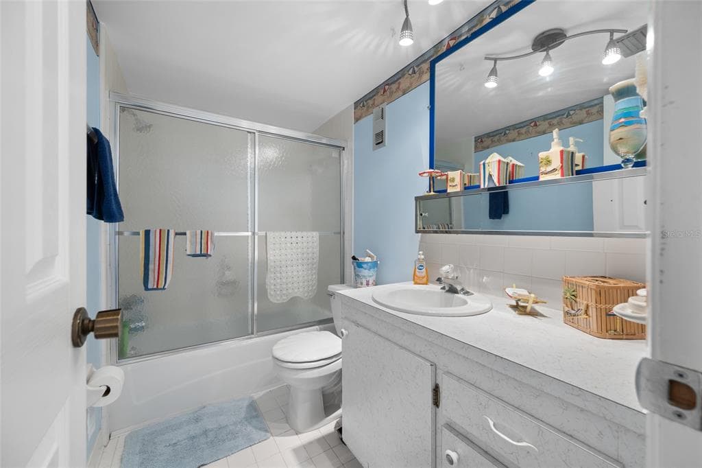 285 107TH AVENUE 306 photo 24