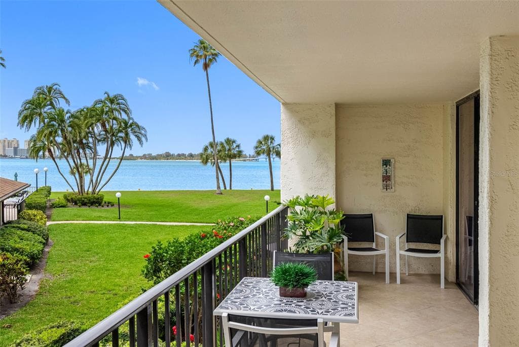 100 OAKMONT LANE #203 1