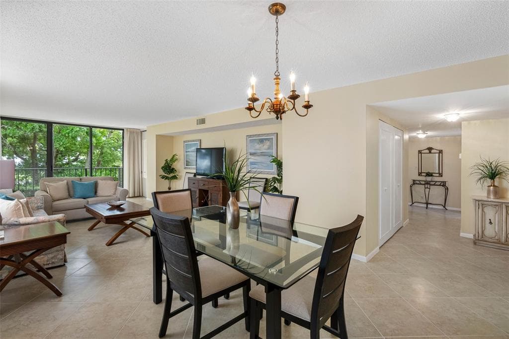 100 OAKMONT LANE #203 5